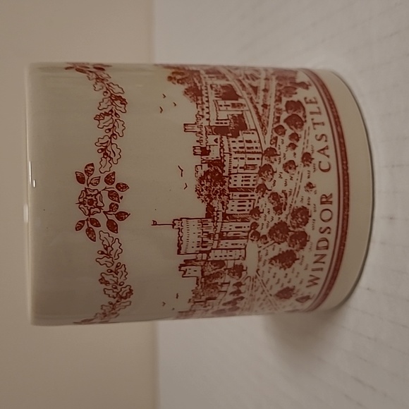Vintage Windsor Castle Souvenir Mug - Picture 1 of 16